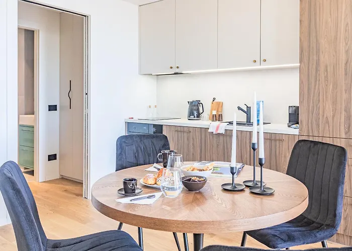 Apartman Aurora By Rent Como